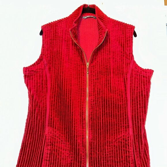Woolrich Vintage Corduroy Zipper Vest Deep Ruby Red Womens Large EUC - Picture 3 of 11